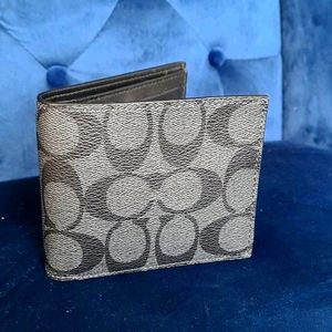 Men's leather wallet
